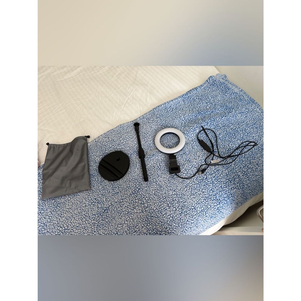 Black LED Ring Light with Adjustable Stand and USB Power - Black